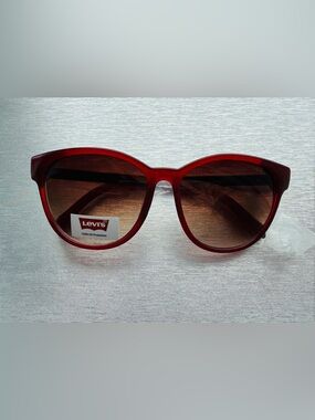 Levi's Women's Red Frame Sunglasses with Brown Gradient Lenses